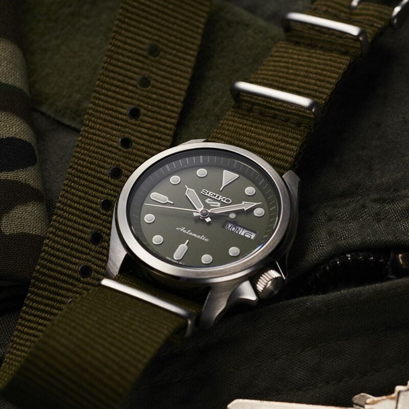 thearwatches-reloj-seiko-SRPE65_2 Reloj SEIKO 5 Sport Verde SRPE65K1