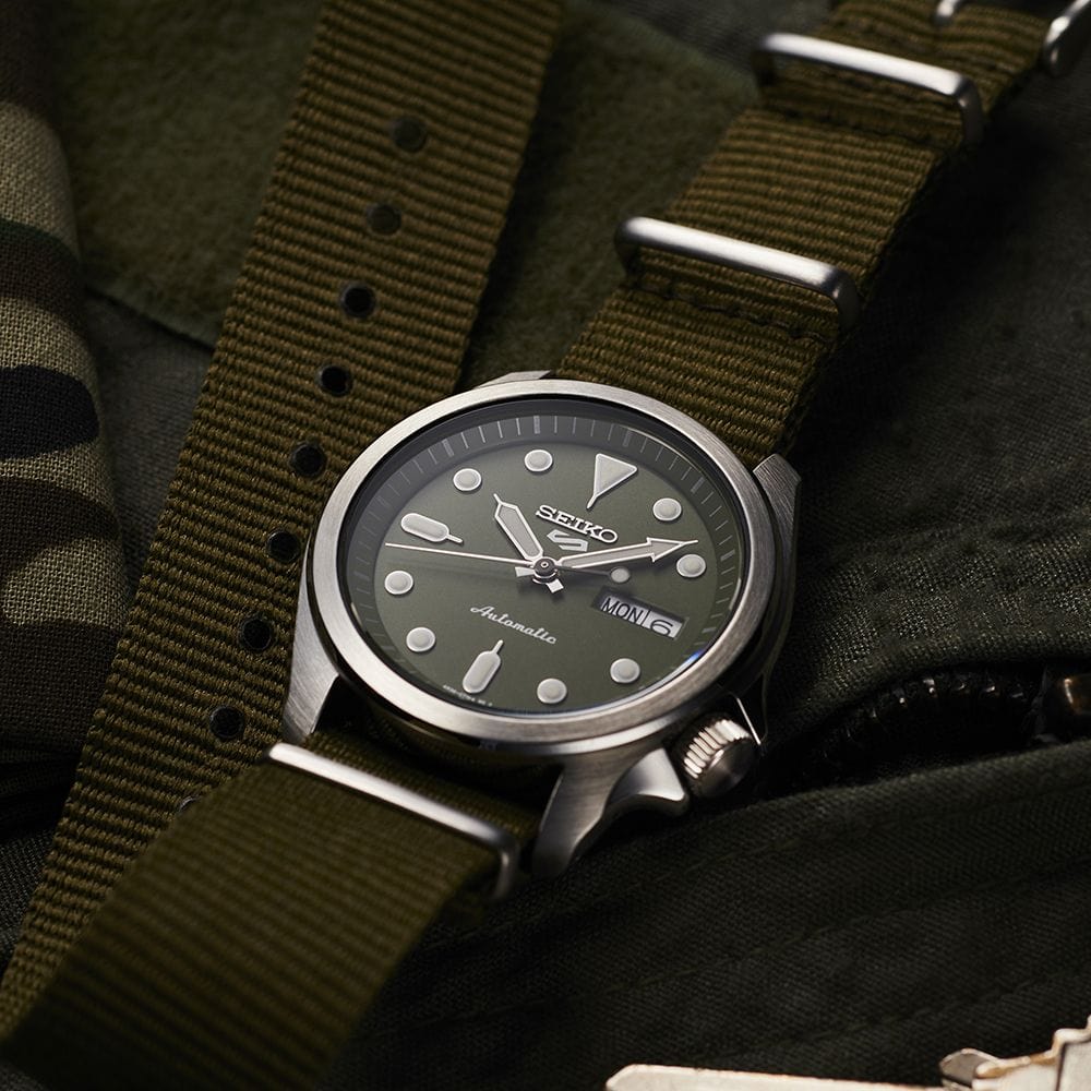 thearwatches-reloj-seiko-SRPE65_2 Reloj SEIKO 5 Sport Verde SRPE65K1