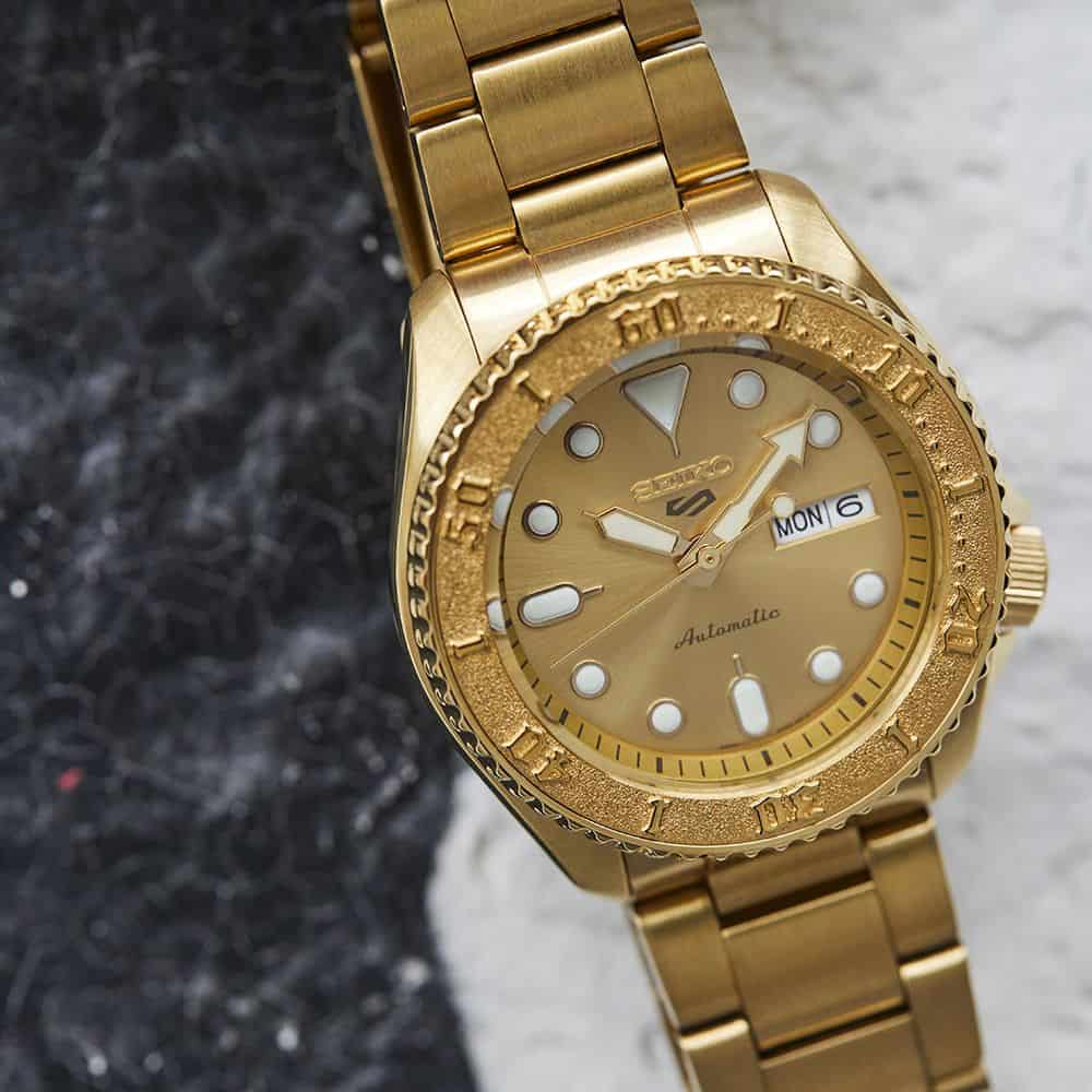 thearwatches-reloj-seiko-SRPE74_2 Reloj SEIKO 5 Sport Gold SRPE74K1