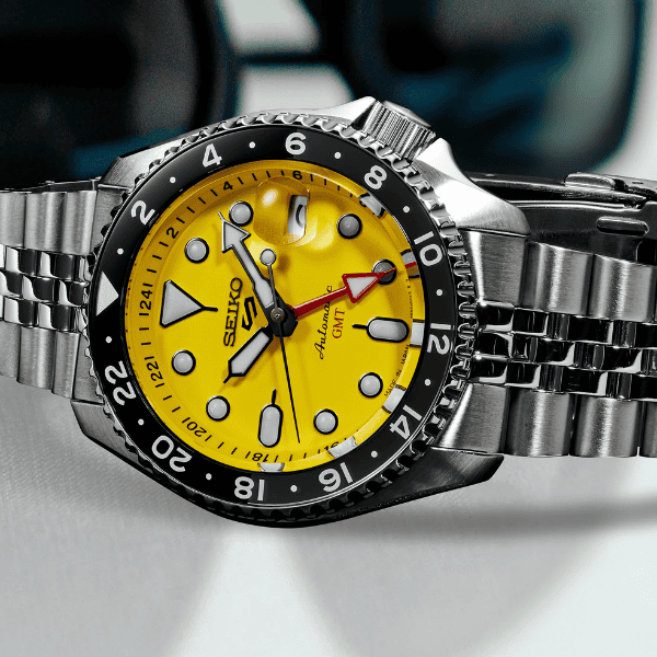 thearwatches-reloj-seiko-SSK017K1_4 Reloj SEIKO 5 Sport GMT Amarillo SSK017K1 "U.S. Special Creation"