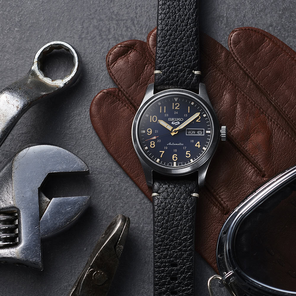 Reloj SEIKO 5 Sport Field Series Blue SRPG39K1