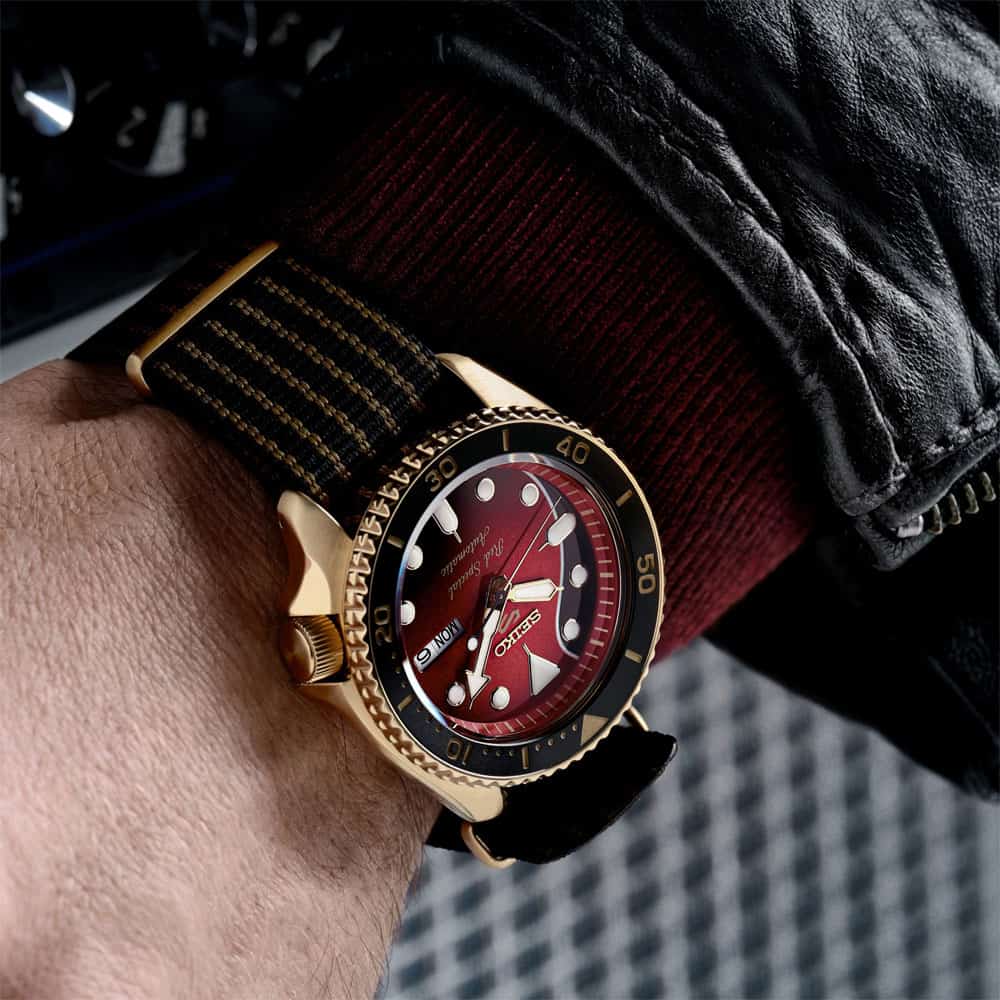 thearwatches-reloj-seiko-srph80k1_6 Reloj Seiko 5 Sports Brian May Limited Edition SRPH80K1