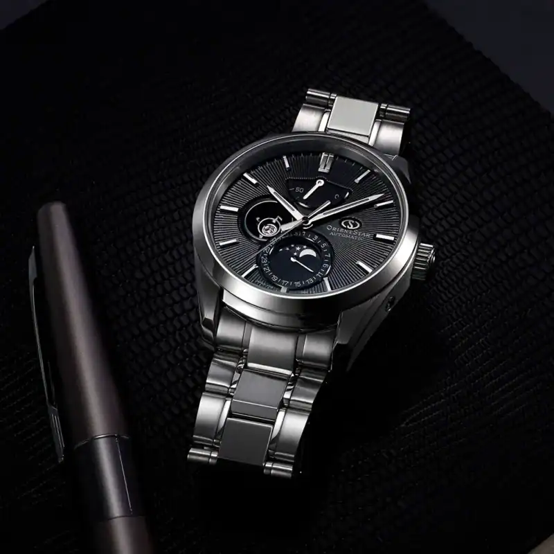thearwatches_Reloj_Orient Star RE-AY0001B00B_4 Reloj Orient Star Mechanical Moon Phase Automatic 41mm Negro RE-AY0001B00B