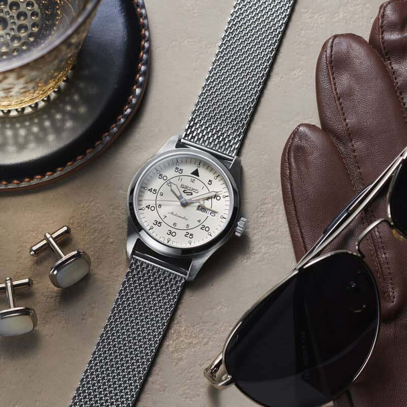Reloj Seiko 5 Sports Suit Style Flieger Cream SRPH21K1