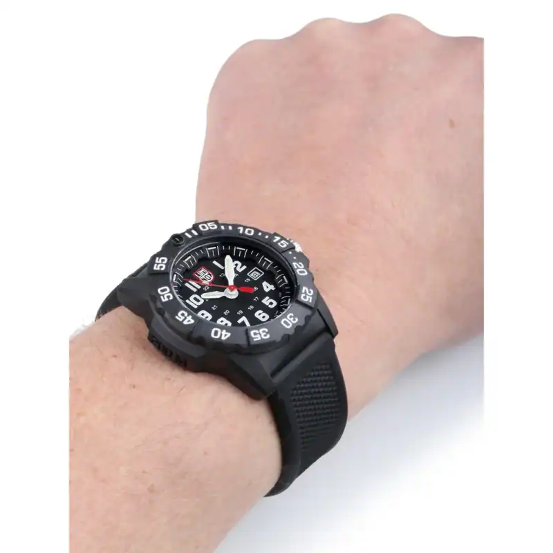 Reloj Luminox Navy Seal 3500 Serie XS.3501.F 45mm