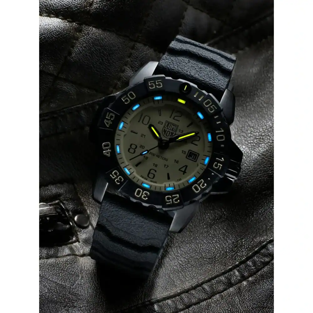 Reloj Luminox Navy Seal Foundation Set XS.3251.CBNSF.SET 45mm