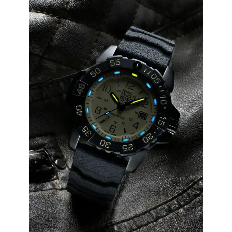 Reloj Luminox Navy Seal Foundation Set XS.3251.CBNSF.SET 45mm