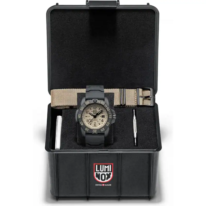 Reloj Luminox Navy Seal Foundation Set XS.3251.CBNSF.SET 45mm