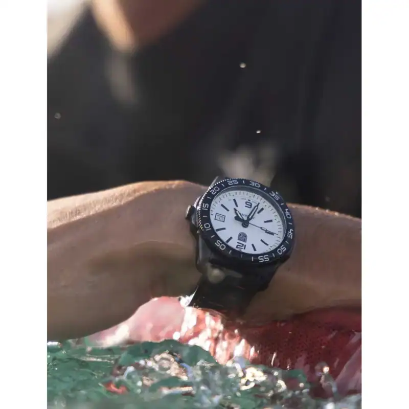 thearwatches-reloj-luminox-mid-41618_10 Reloj Luminox Pacific Diver Unisex XS.3127M 39mm