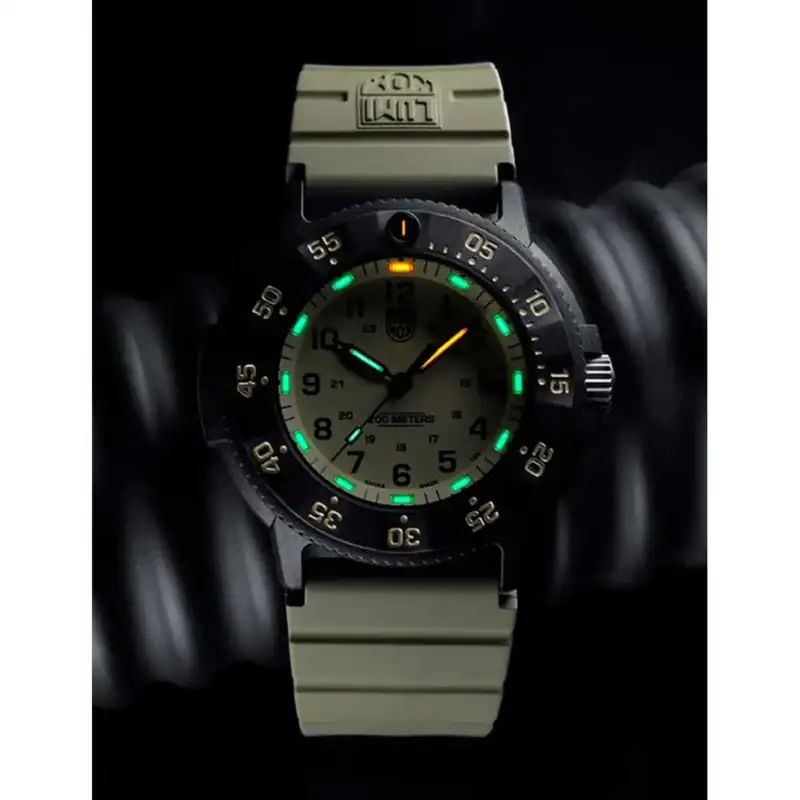thearwatches-reloj-luminox-mid-42232_6 Reloj Luminox Original Navy Seal XS.3010.EVO.S 43mm