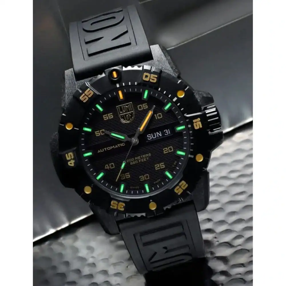 thearwatches-reloj-luminox-mid-44645_5 Reloj Luminox Master Carbon Seal Automatic Limited Edition XS.3865.GOLD 45mm