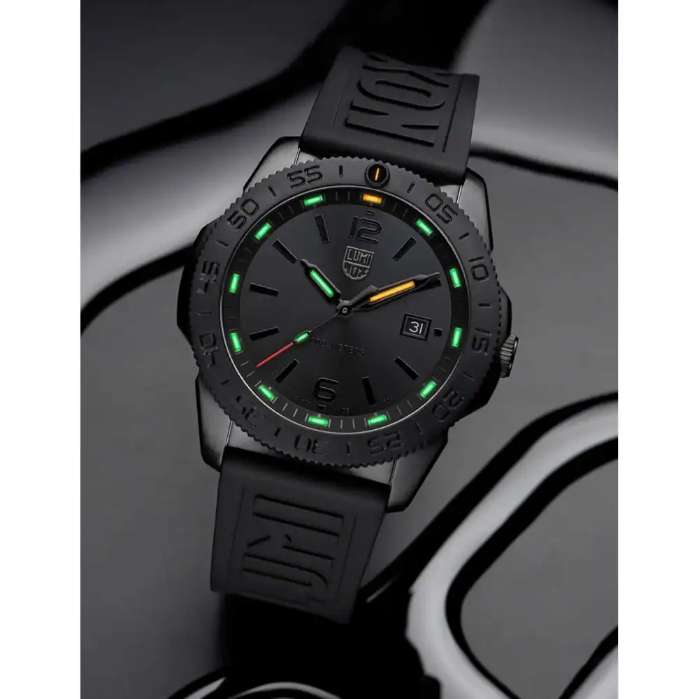 Reloj Luminox Pacific Diver XS.3121.BO.1 44mm