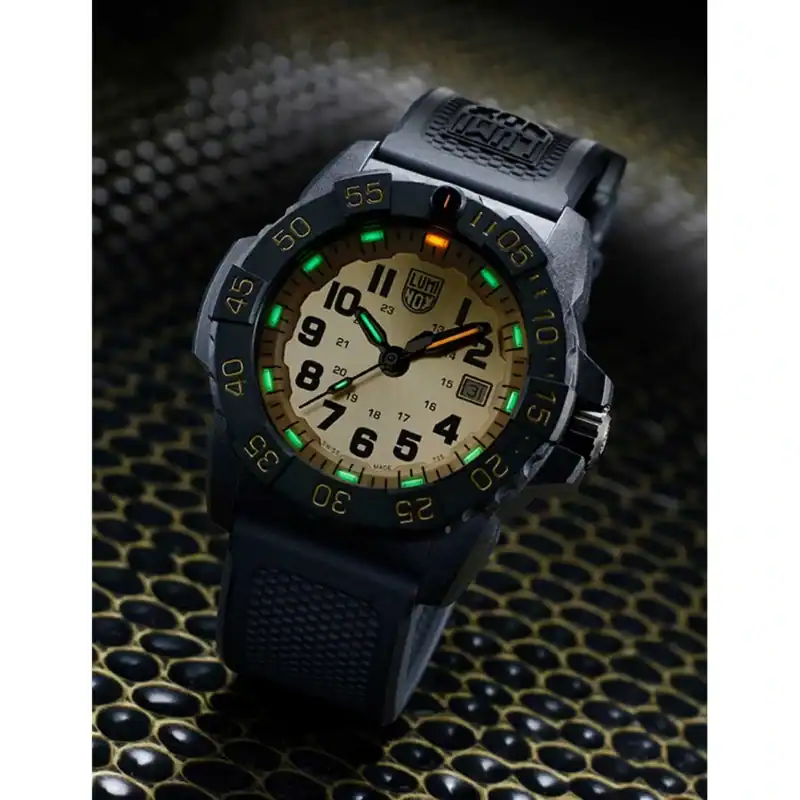 Reloj Luminox Neavy Seal Gold XS.3505.GP.1 45mm