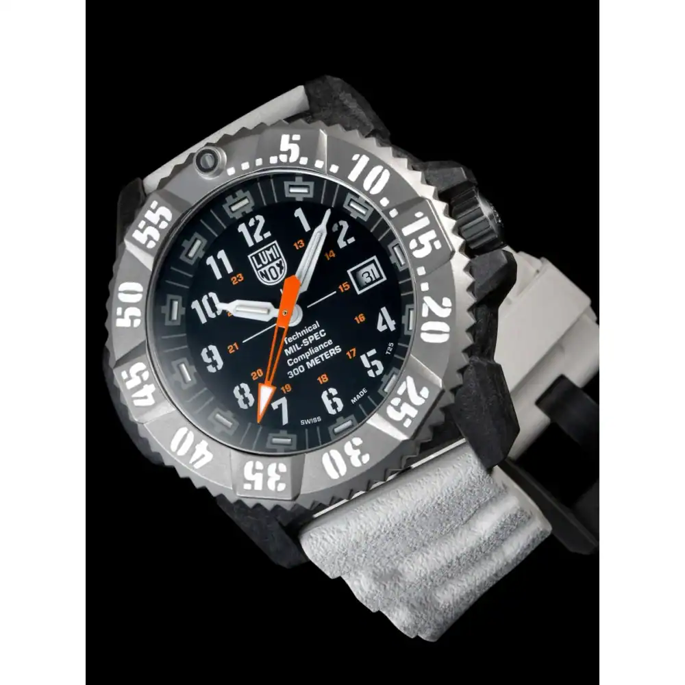 Reloj Luminox MIL-SPEC XL.3359.SET 46mm