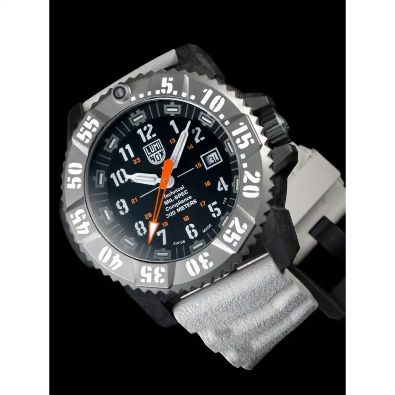 Reloj Luminox MIL-SPEC XL.3359.SET 46mm