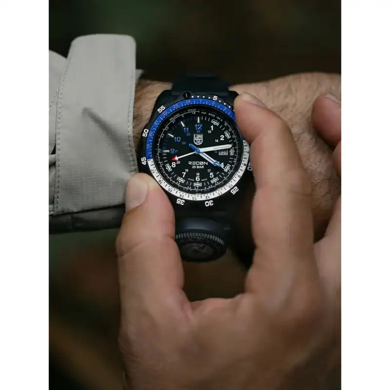 Reloj Luminox Recon Nav Spec XL.8833 46mm